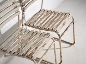 Sillas blancas antiguas de exterior (c.1920). Conjunto de 6 piezas #1