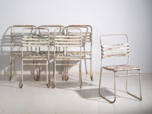 Sillas blancas antiguas de exterior (c.1920). Conjunto de 6 piezas #1