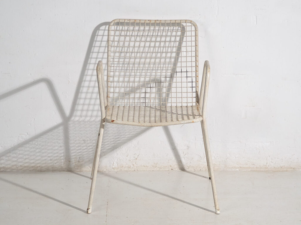 Sillas de exterior antiguas con reposabrazos (c.1920). Conjunto de 4 piezas #4