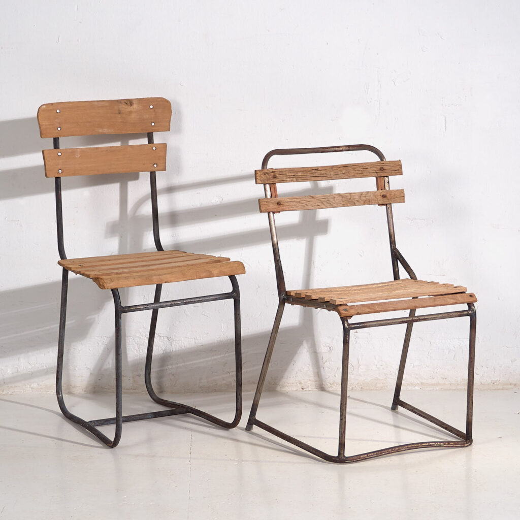 Sillas de exterior antiguas (c.1920). Conjunto de 2 piezas #1