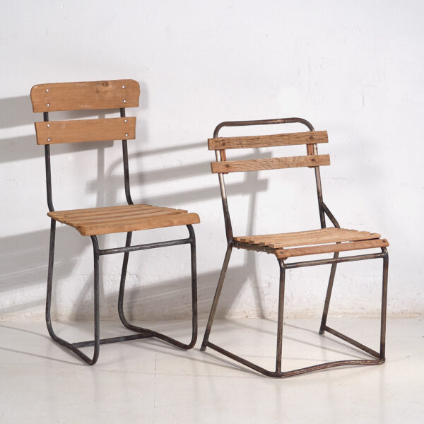 Sillas de exterior antiguas (c.1920). Conjunto de 2 piezas #1