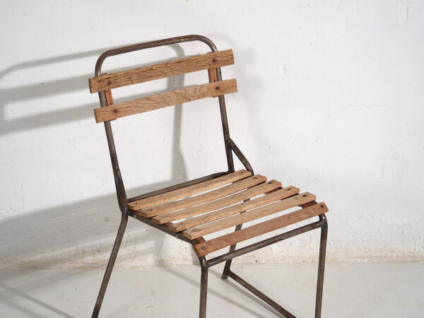 Sillas de exterior antiguas (c.1920). Conjunto de 2 piezas #1