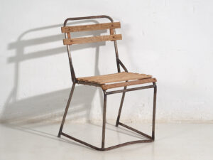 Sillas de exterior antiguas (c.1920). Conjunto de 2 piezas #1