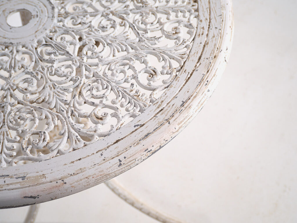 Conjunto de mesa y sillas de jardín Art Nouveau (c.1950). Conjunto de 5 piezas