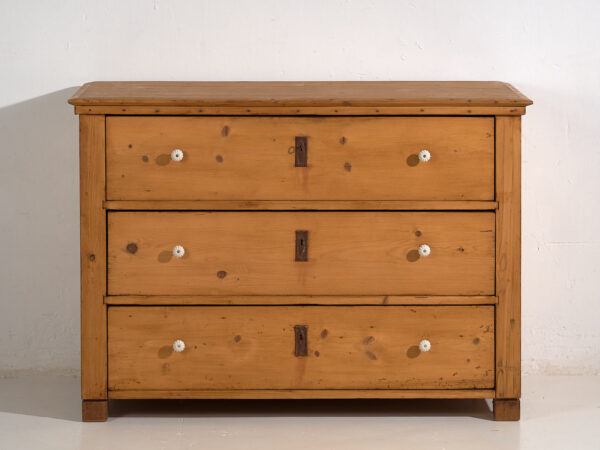Commode ancienne à trois tiroirs (vers 1920) #17