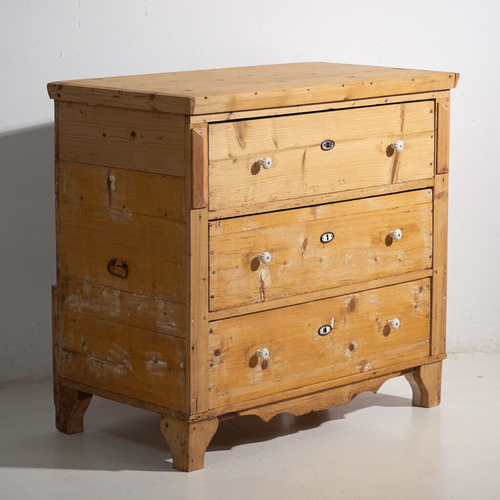Antique solid wood chest of drawers (c.1920) #32