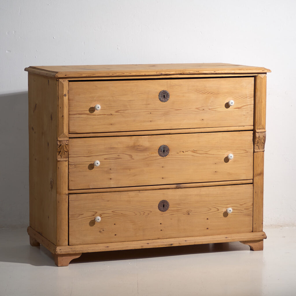 Antique Provencal style chest of drawers (c.1920) #37