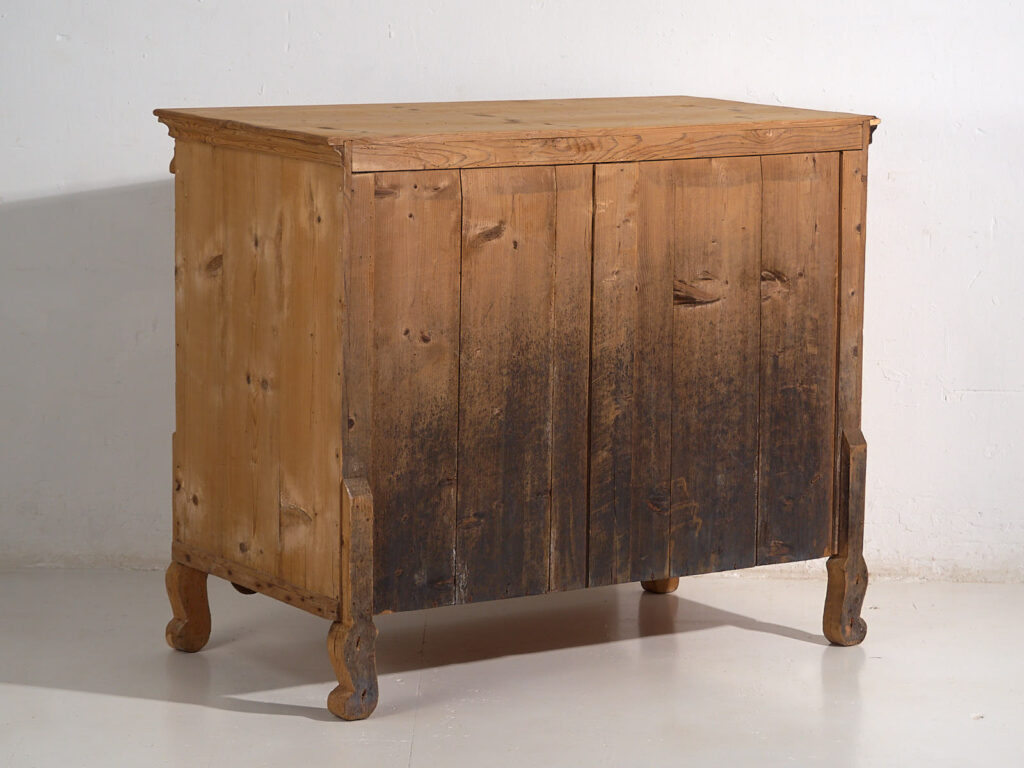 Antique French Provençal style chest of drawers (c.1920) #41