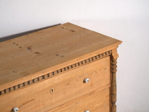 Antique French Provençal style chest of drawers (c.1920) #41