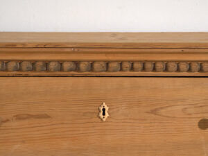 Antique French Provençal style chest of drawers (c.1920) #41