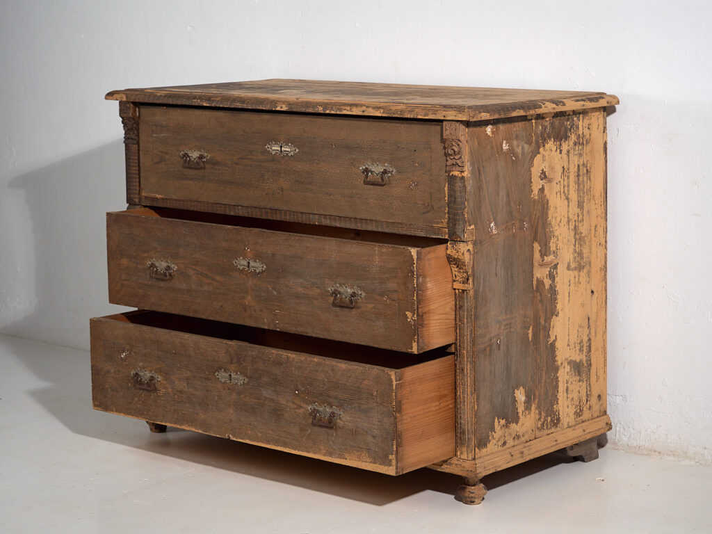 Antique chest of drawers with dark patina (c.1920) #43