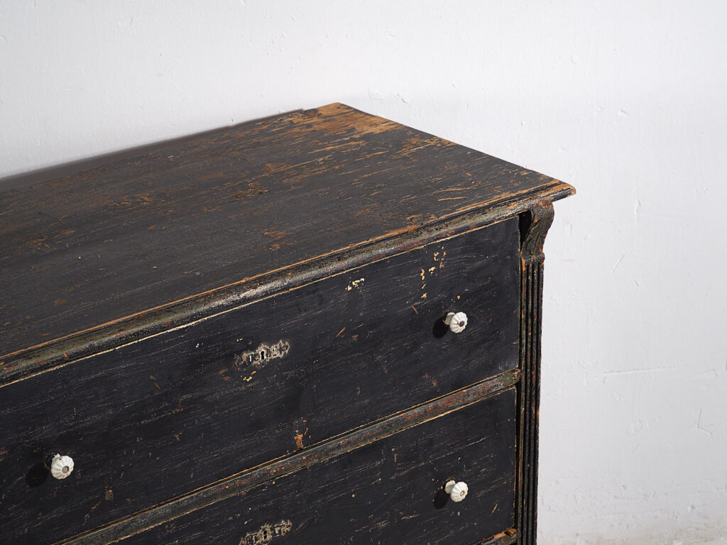 Antique chest of drawers with dark patina (c.1920) #58