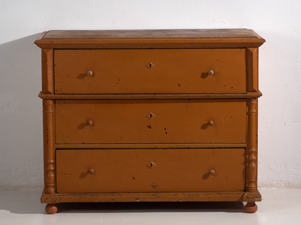 Antique chest of drawers with ochre patina (c.1920) #72