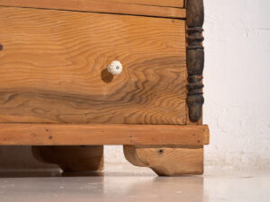 Antigua cómoda de dormitorio (c.1920) #73