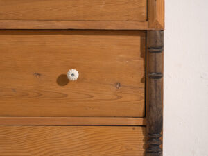 Antigua cómoda de dormitorio (c.1920) #73