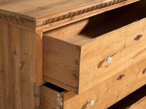 Antigua cómoda de dormitorio (c.1920) #73