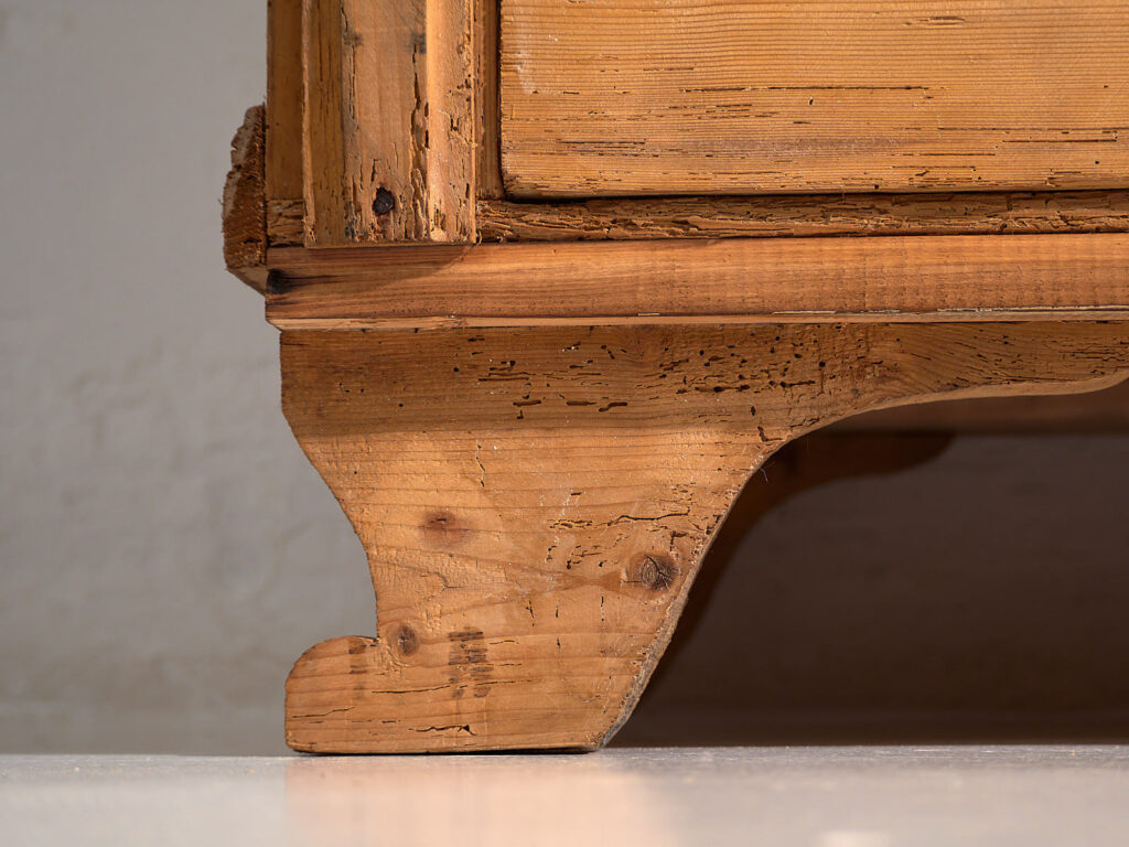 Antigua cómoda de dormitorio (c.1920) #75