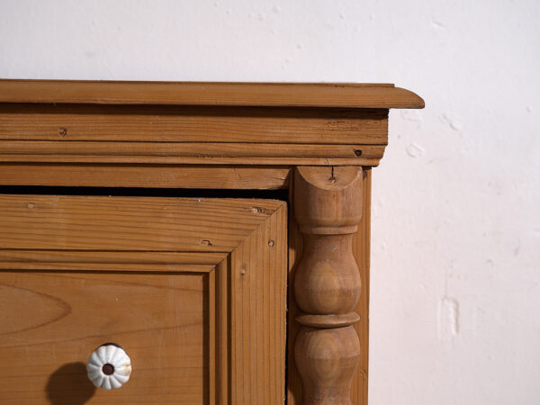 Antigua cómoda de dormitorio (c.1920) #75