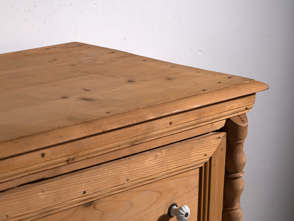 Antigua cómoda de dormitorio (c.1920) #75