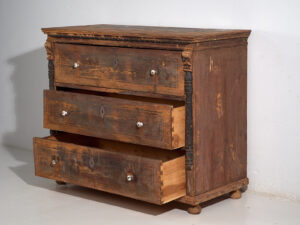 Commode ancienne avec poignées en porcelaine (c.1920) #77