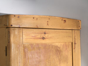 Armario antiguo de una puerta con pátina color ocre (c.1920) #18