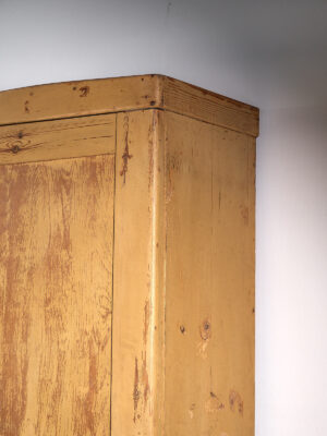 Armario antiguo de una puerta con pátina color ocre (c.1920) #18