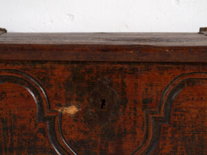 Arcón tallado antiguo (c.1920) #38