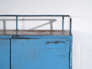 Armario vintage de estilo industrial con pátina de color azul (c.1950) #3