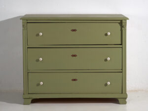 Cómoda antigua de color verde olivo (c.1920) #55