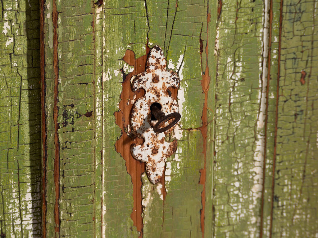 Antigua cómoda con pátina de color verde (c.1920) #59