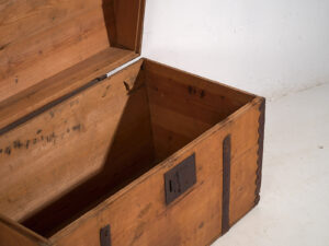 Malle ancienne à cadre métallique (c.1900) #80