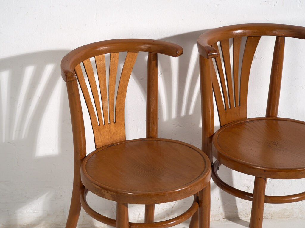 Chaises à café anciennes de style viennois (vers 1920). Ensemble de 2 pièces #1