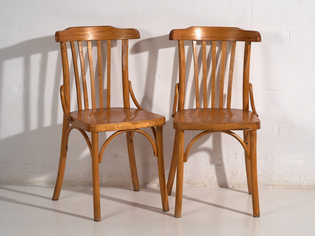 Sillas de café antiguas de madera curvada (c.1920). Conjunto de 2 piezas #4