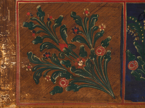 Arcón nupcial antiguo con policromía de motivos florales (c.1860) #104