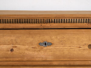 Antique French Provençal style chest of drawers (c.1920) #25