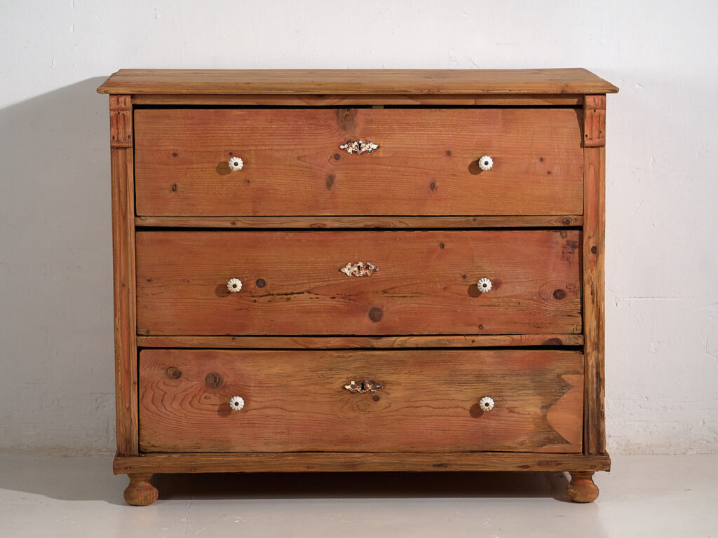 Antique solid wood chest of drawers (c.1920) #79