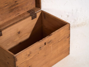 Pequeño cofre antiguo (c.1920) #11