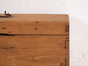 Pequeño cofre antiguo (c.1920) #11