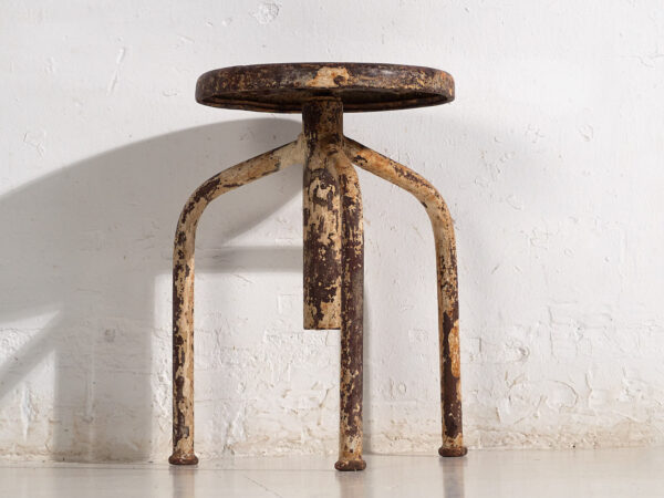 Taburete de estilo industrial (c.1950) #1