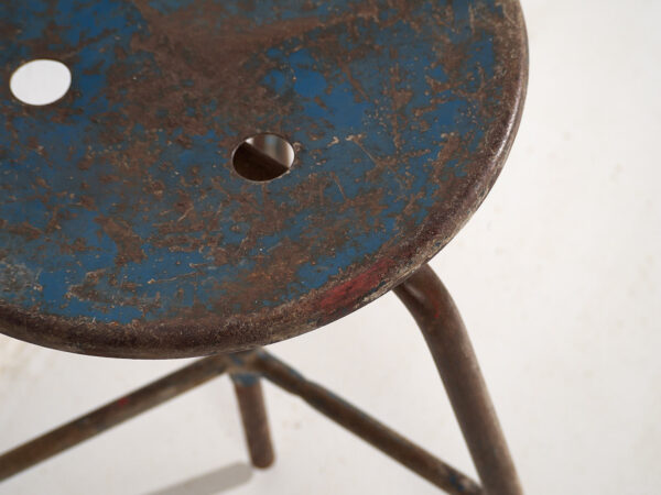 Taburete azul de estilo industrial (c.1950) #8