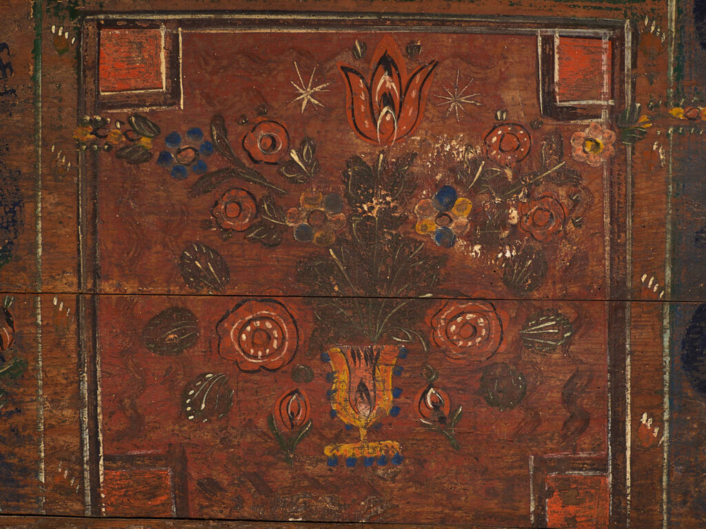 Malle ancienne à motifs floraux (c.1920) #39