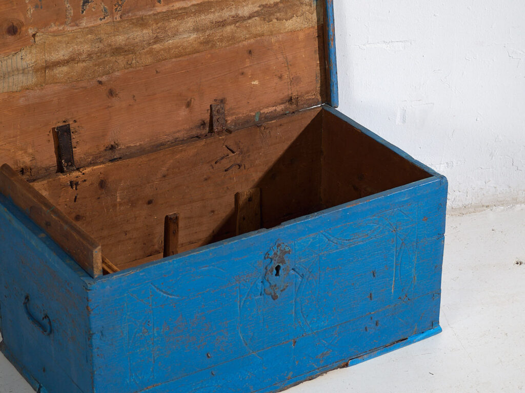 Cofre antiguo de color azul (c.1920) #40