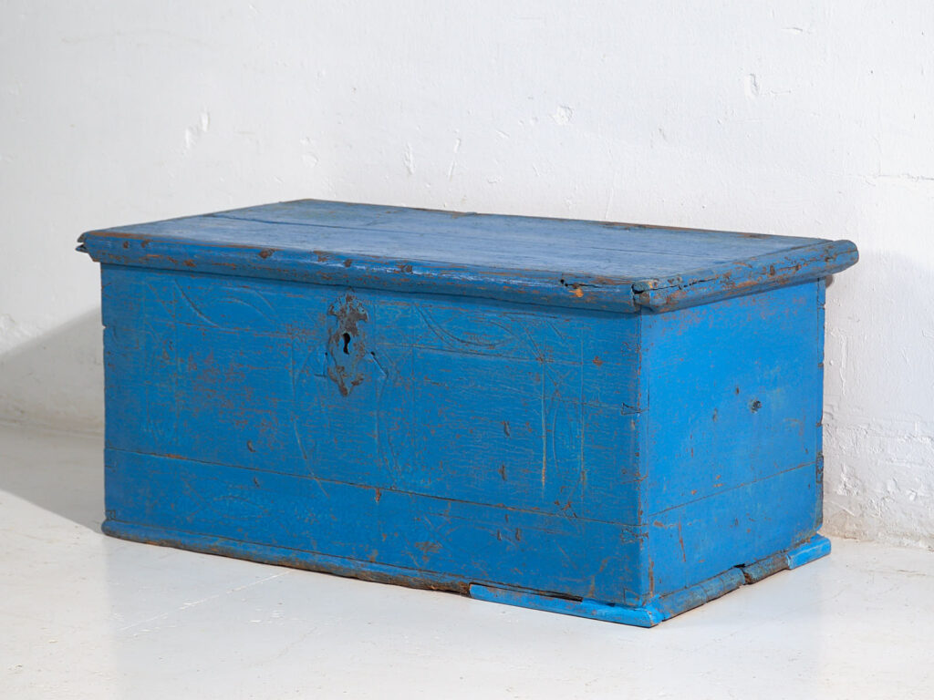 Cofre antiguo de color azul (c.1920) #40