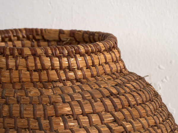 Antigua cesta de mimbre con tapa (c.1920) #43