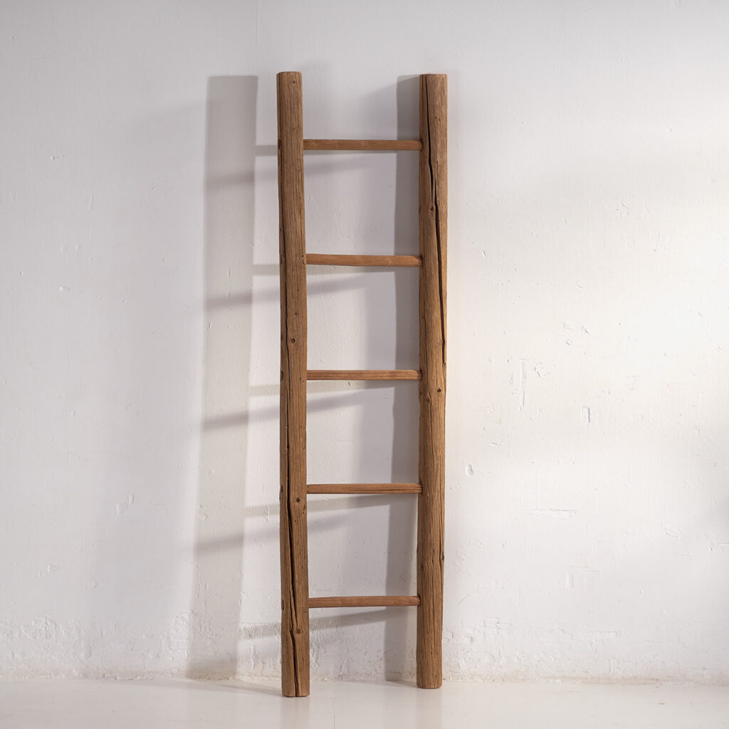 Antigua escalera decorativa de madera maciza (c.1920) #4