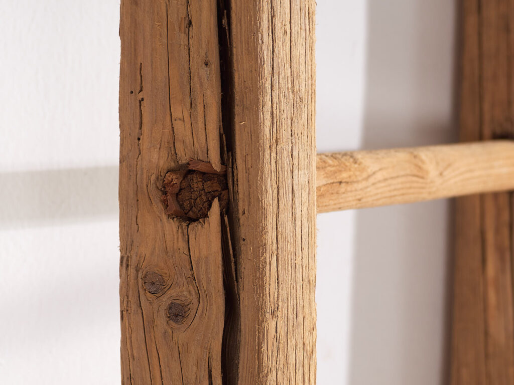 Antigua escalera decorativa de madera maciza (c.1920) #4