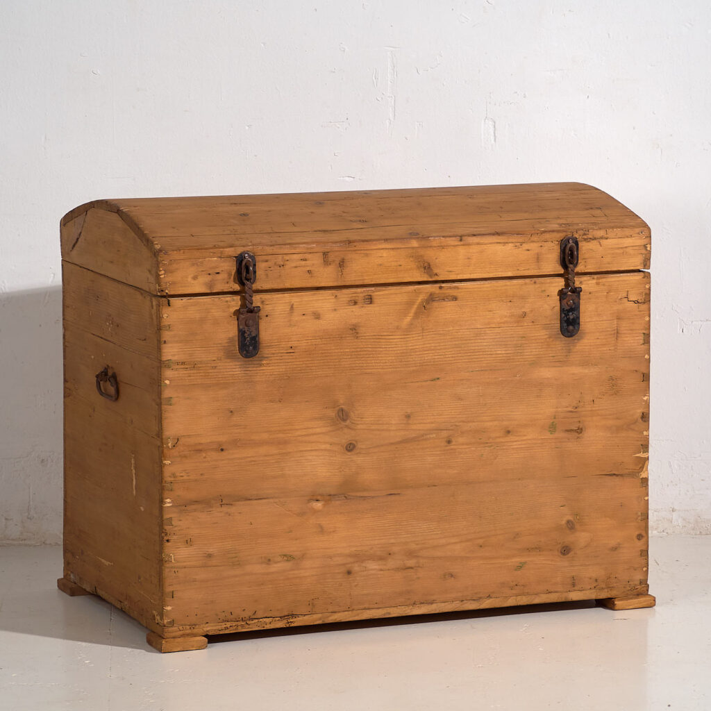 Antiguo cofre de madera maciza (c.1920) #16