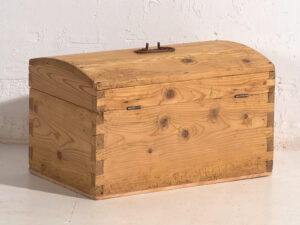 Antique travel chest with wrought iron lock (c.1900) #1