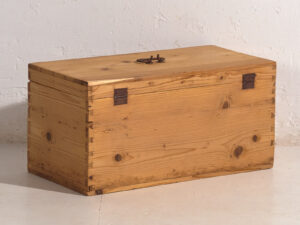 Coffre de voyage ancien en bois massif (c.1920) #2