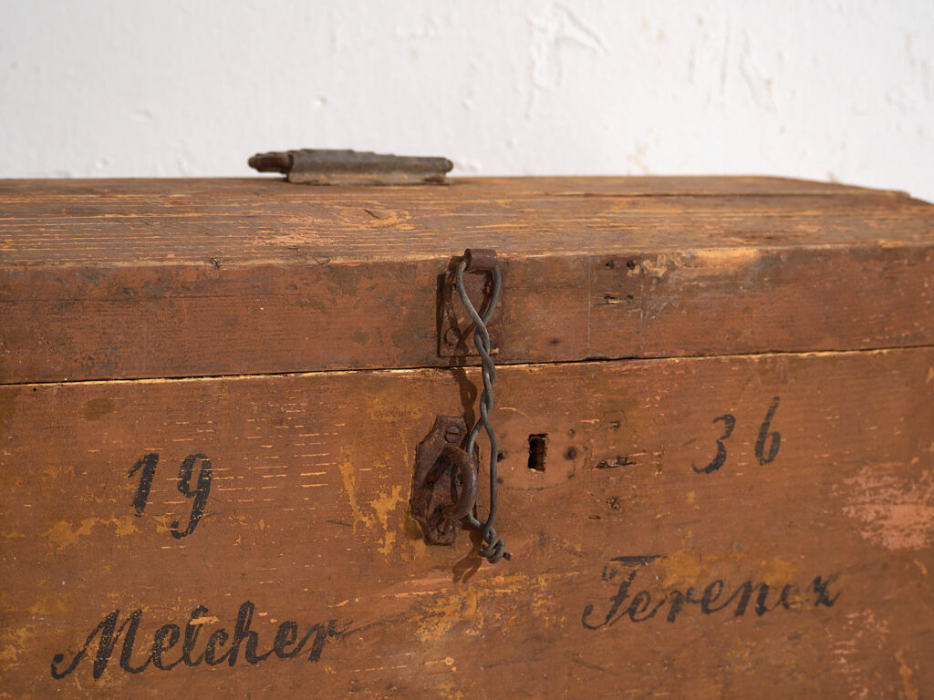Cofre de viaje antiguo con inscripción original (Año 1936) #21
